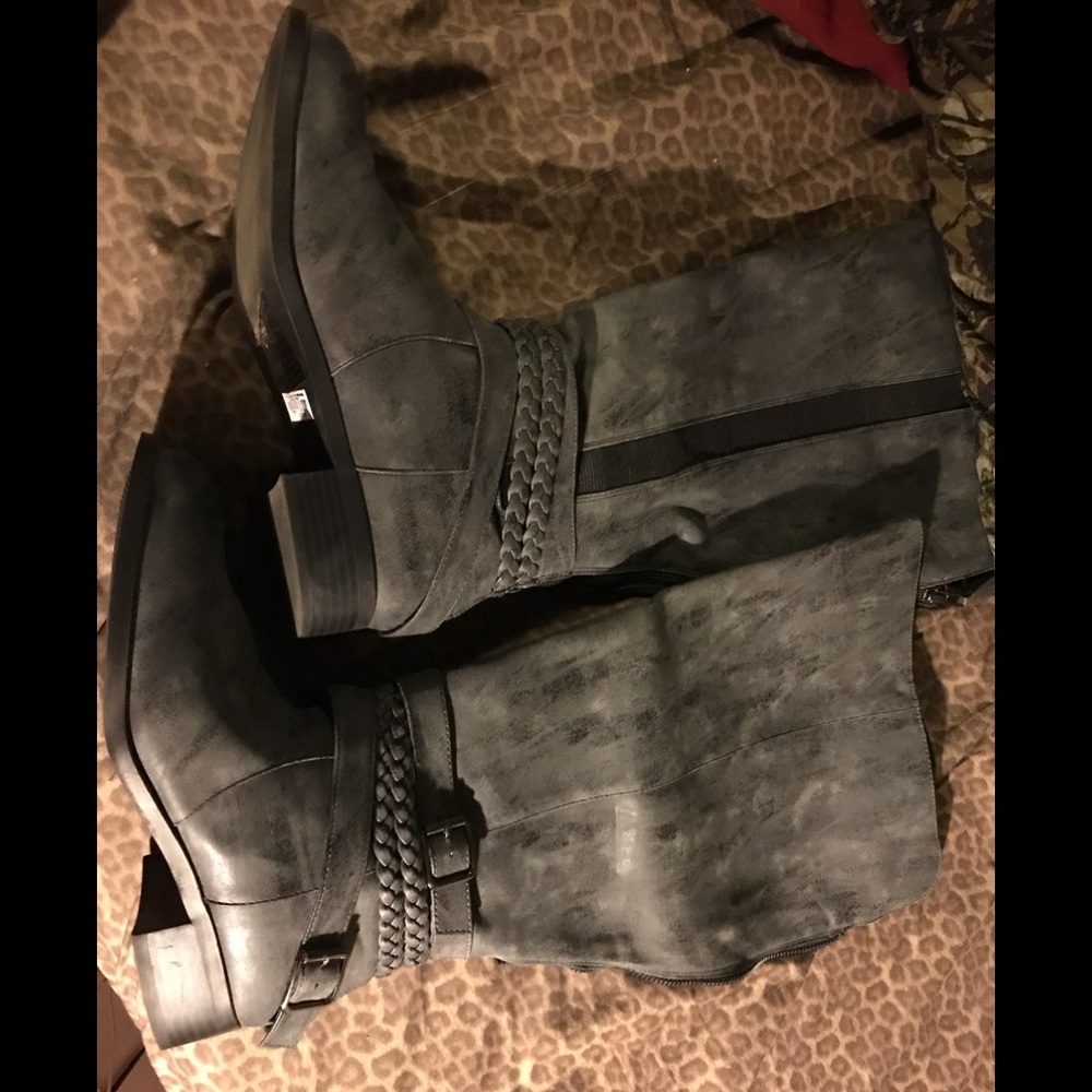 Torrid wide calf gray distressed knee boots size 7